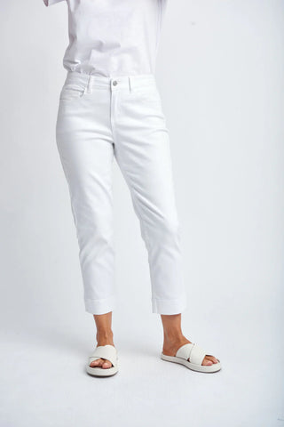 LIGHTWEIGHT CROPPED JEAN